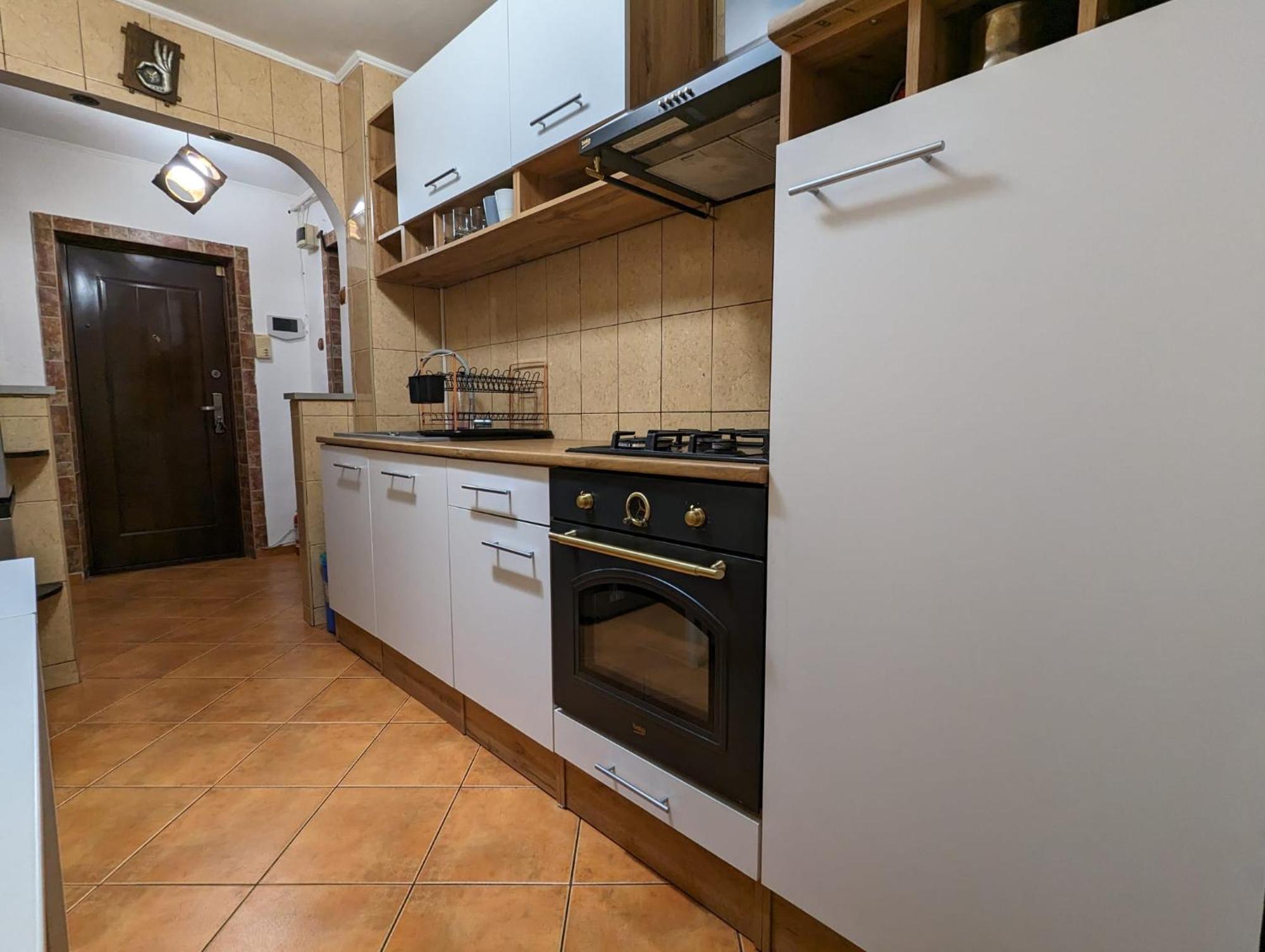 Modern Oasis With A Cozy Fireplace Your Stylish Apartment Minutes From Downtown Bucureşti Ngoại thất bức ảnh