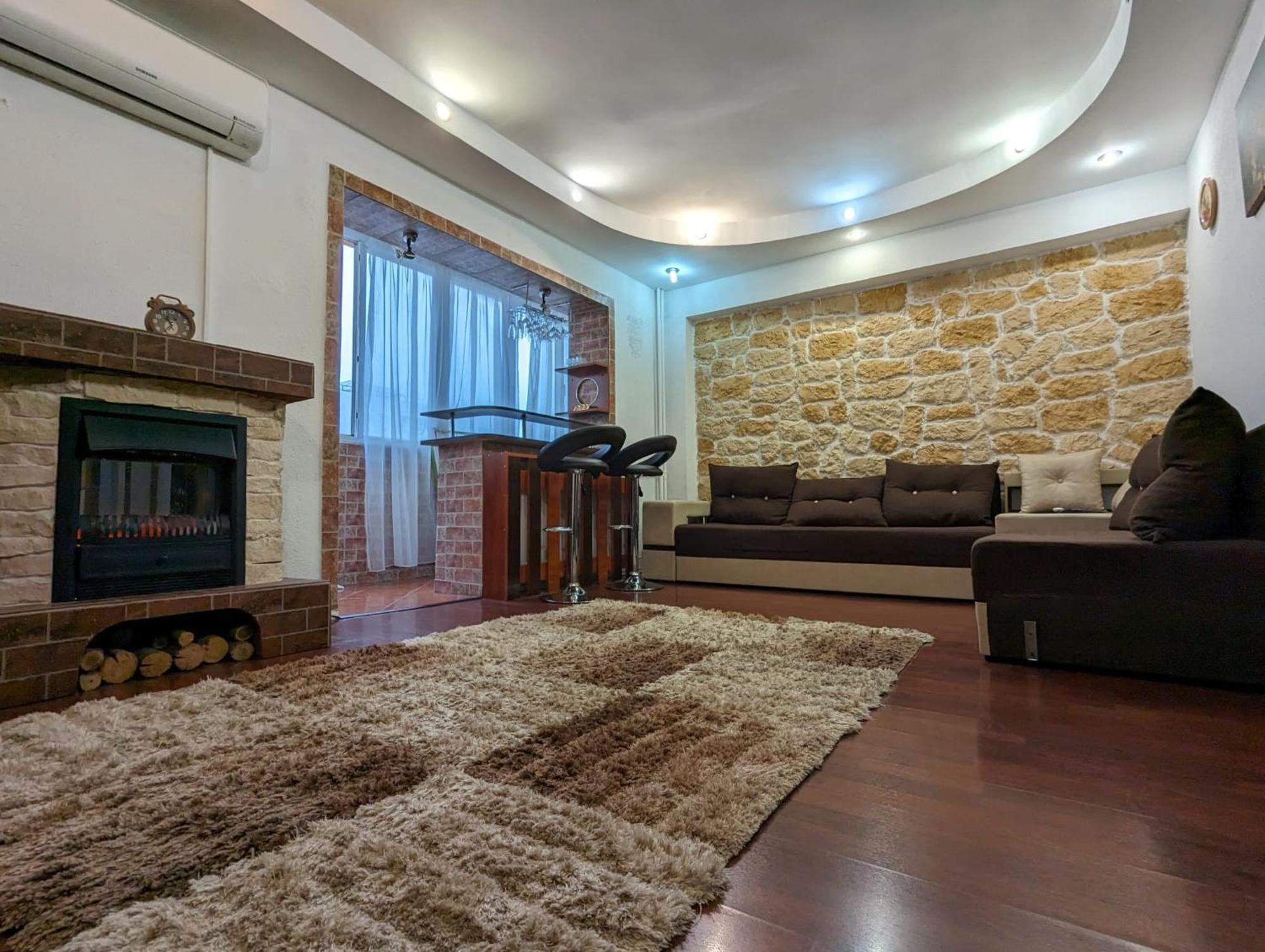 Modern Oasis With A Cozy Fireplace Your Stylish Apartment Minutes From Downtown Bucureşti Ngoại thất bức ảnh